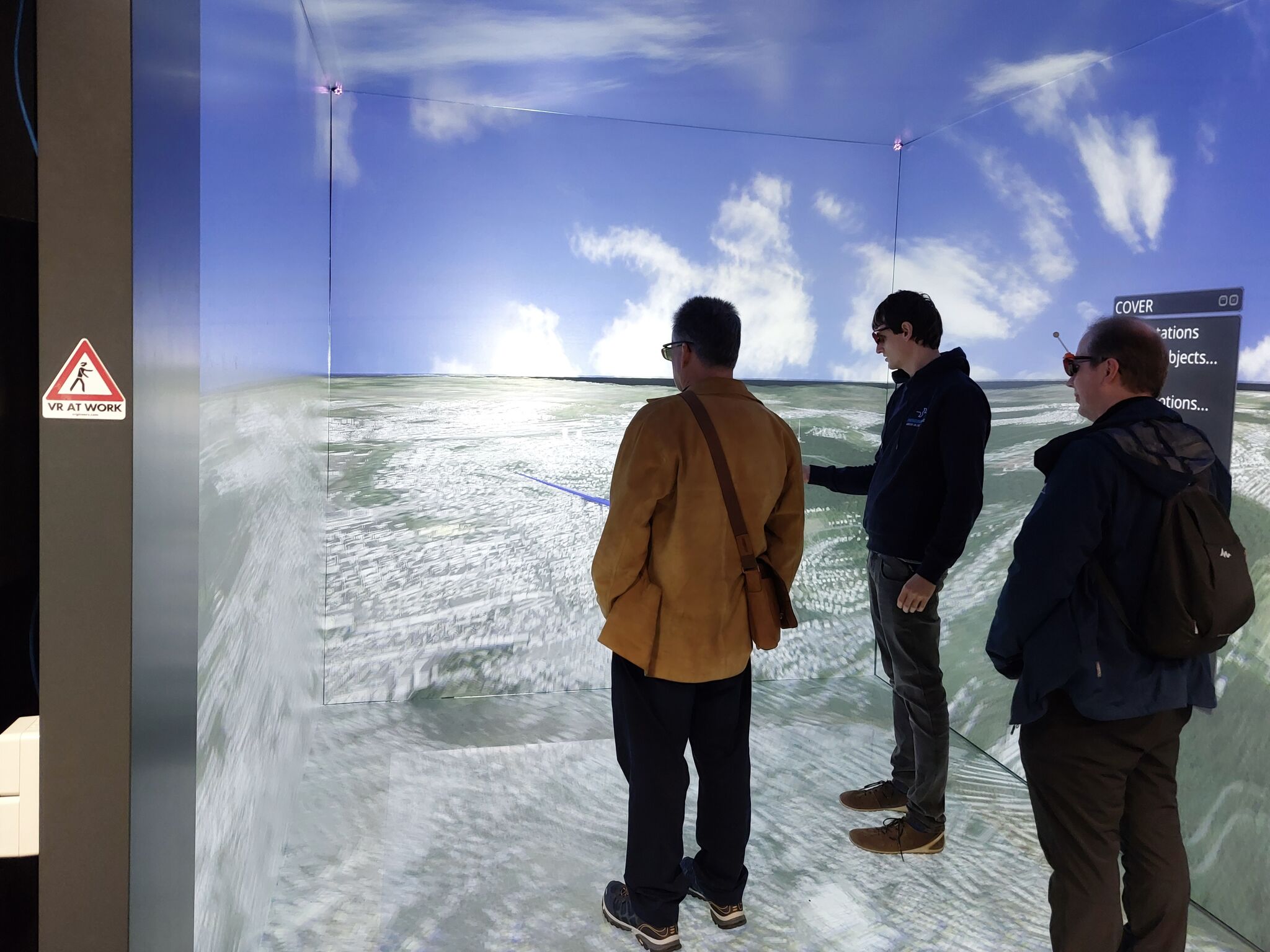 VDC organisiert gemeinsam mit CARS 2.0 den „HLRS Lab Visit“ in Stuttgart