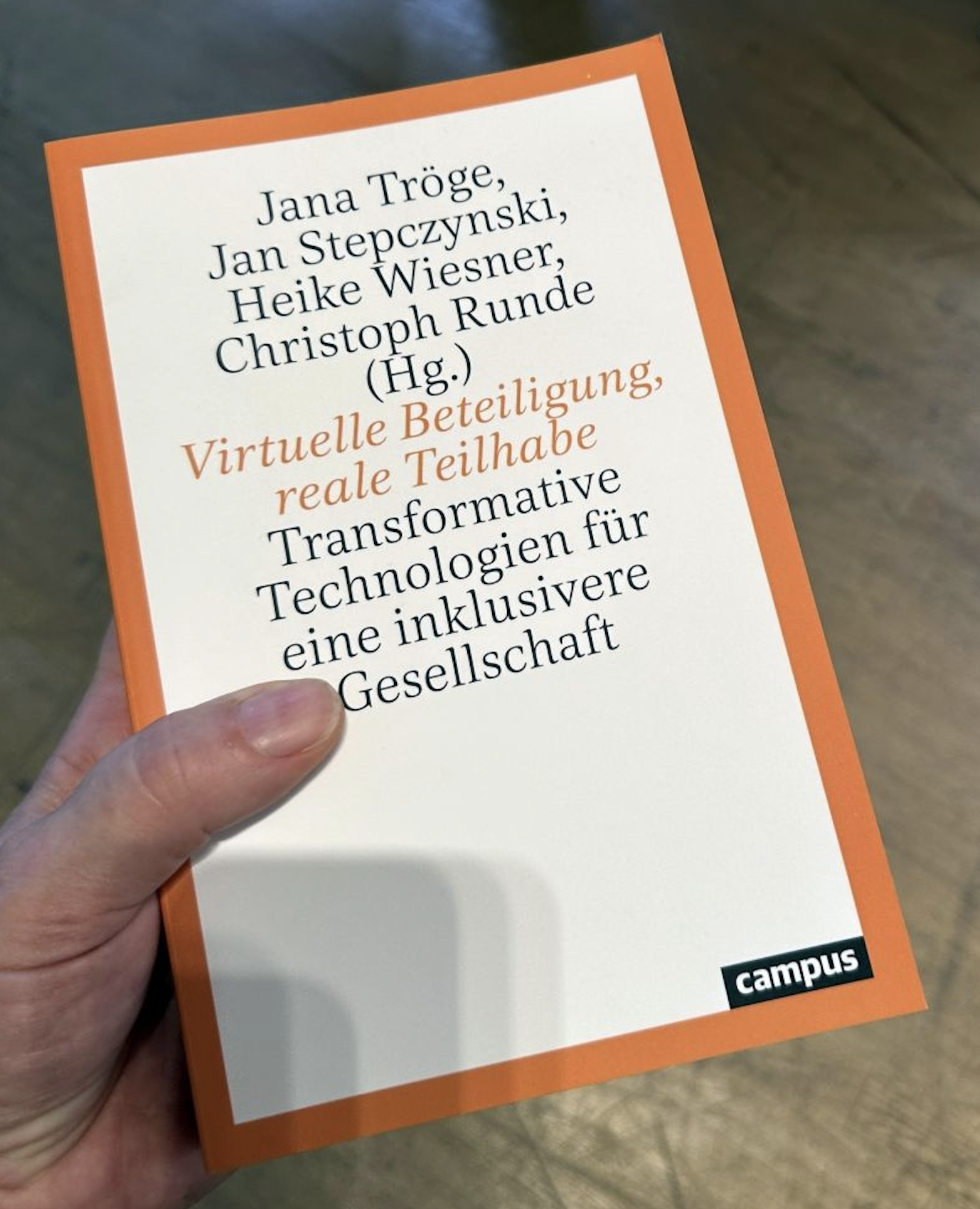 Neuerscheinung: Virtuelle Beteiligung, reale Teilhabe - Transformative Technologien für eine inklusivere Gesellschaft