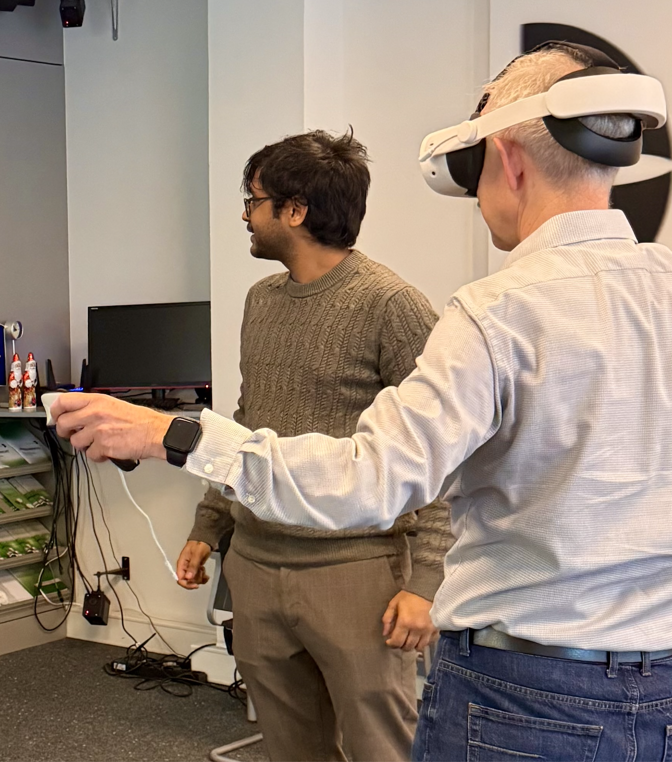 Ein Blick in die digitale Zukunft – VHS zu Besuch am Virtual Dimension Center (VDC)